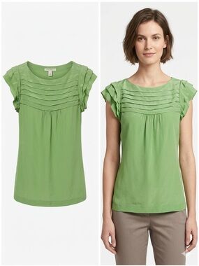 Banana Republic Light Green Pleated Cap-Sleeve Blouse